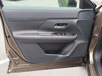 2027 Nissan Kicks SV