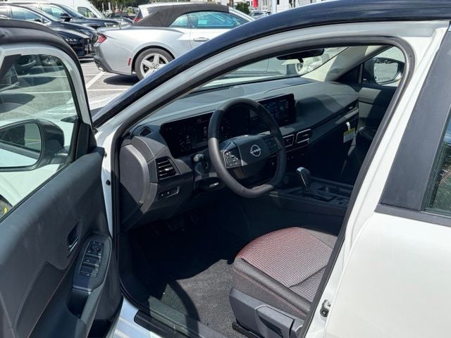 2027 Nissan Kicks SR