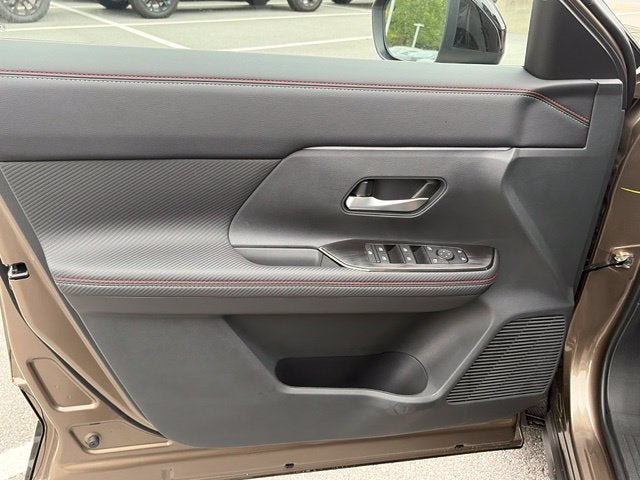 2027 Nissan Kicks SR