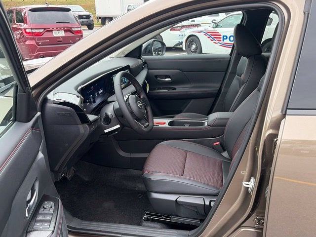 2027 Nissan Kicks SR