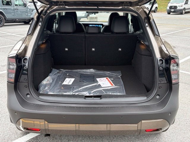 2027 Nissan Kicks SR