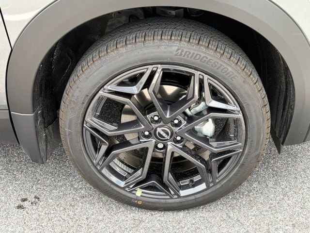 2027 Nissan Kicks SR