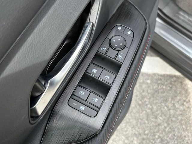 2027 Nissan Kicks SR