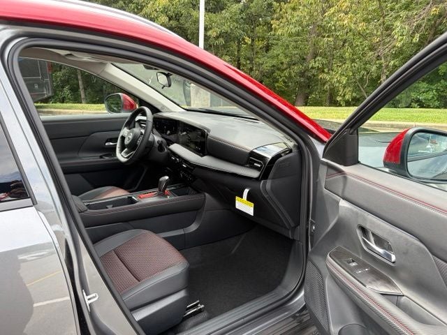 2027 Nissan Kicks SR