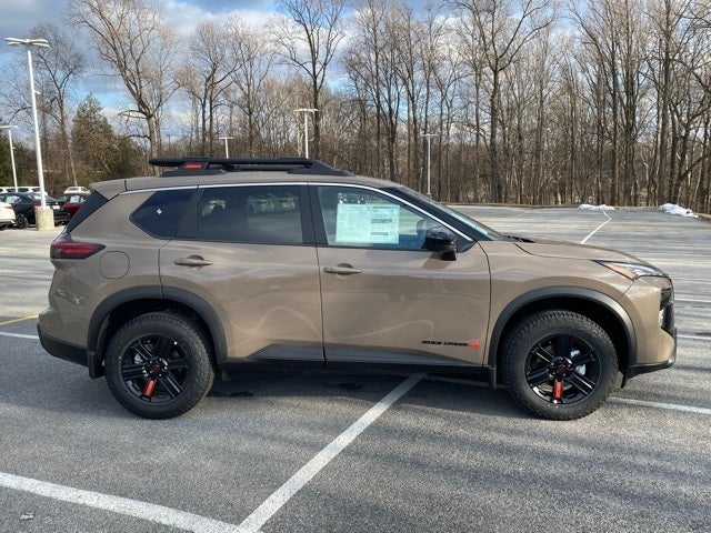 2025 Nissan Rogue Rock Creek®
