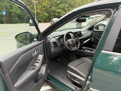 2026 Nissan Rogue Rock Creek®