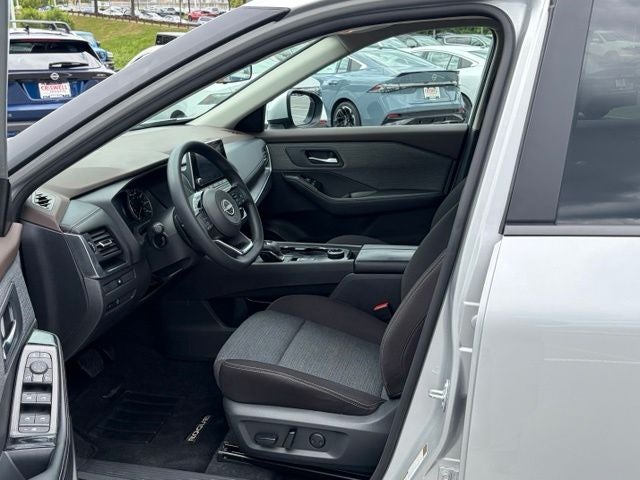 2023 Nissan Rogue SV AWD