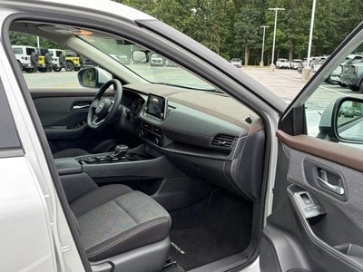 2023 Nissan Rogue SV AWD
