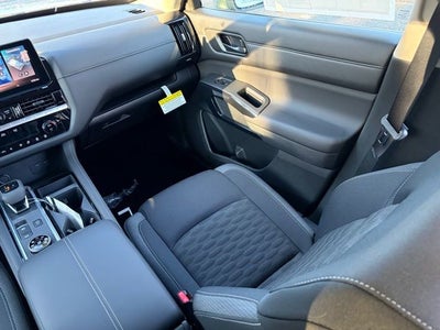 2026 Nissan Pathfinder SV