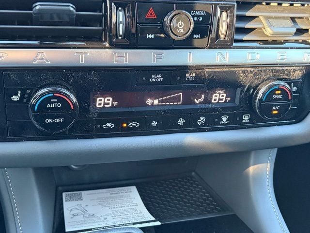 2026 Nissan Pathfinder SV