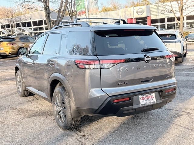 2026 Nissan Pathfinder SV