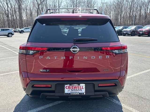 2026 Nissan Pathfinder SV