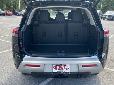 2025 Nissan Pathfinder Platinum