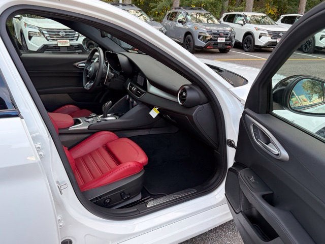 2024 Alfa Romeo Giulia Veloce AWD