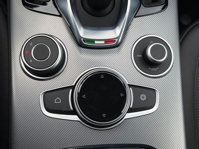 2024 Alfa Romeo Stelvio Ti AWD