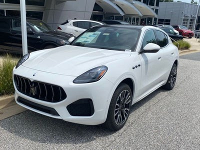 2025 Maserati Grecale Base